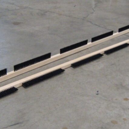 Block and belt brushes